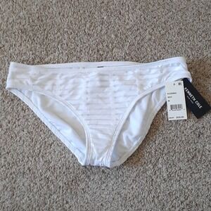 MAKE OFFER ~ END OF SUMMER ☀️🏖 NWT KENNETH COLE NY med bikini bottoms, $59.00